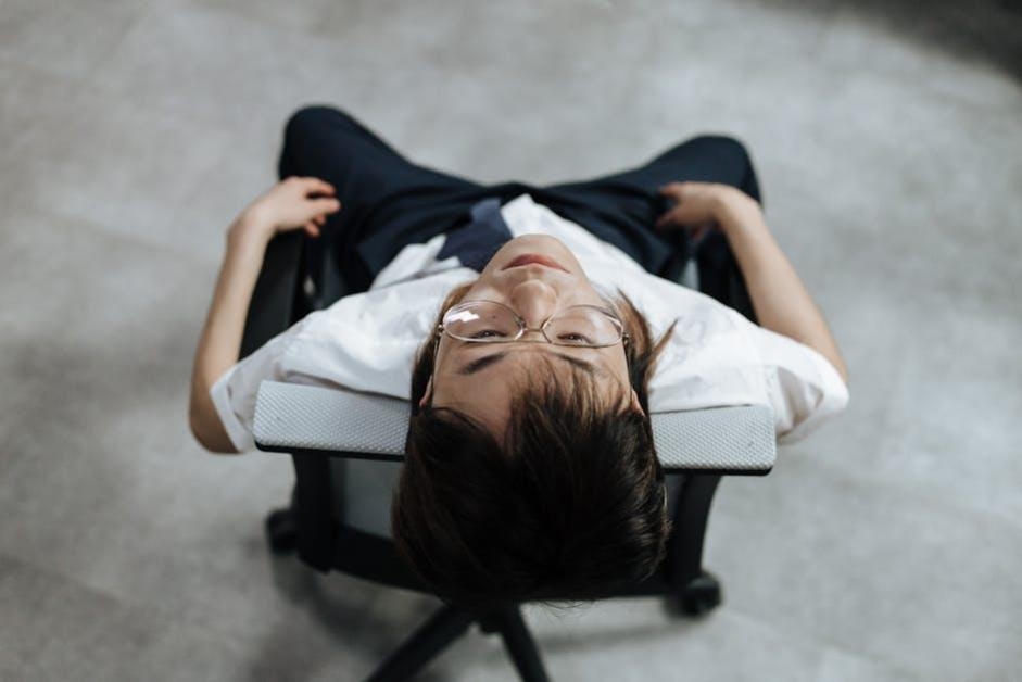 Fotel rozkładany – co sprawia, że to dobry wybór?