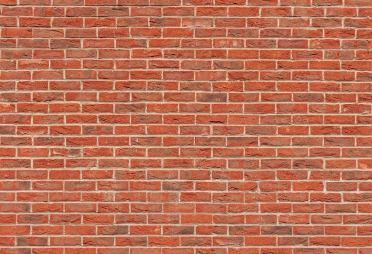 Materiały na ściany zewnętrzne domu – co wybrać?